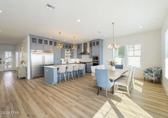 Photo 3 of Single family home for sale at 5944 Gulf Dr, Panama City, FL 32408 | MLS# 796359 | Listing updated on 2026-10-07
