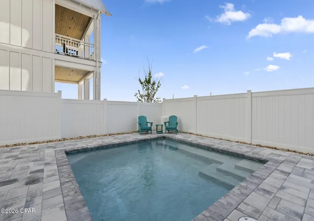 Photo 4 of Single family home for sale at 5944 Gulf Dr, Panama City, FL 32408 | MLS# 796359 | Listing updated on 2026-10-07