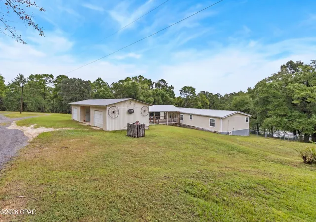 Photo 2 of Manufactured home for sale at 2584 Roche Rd, Chipley, FL 32428 | MLS# 796398 | Listing updated on 2026-10-08