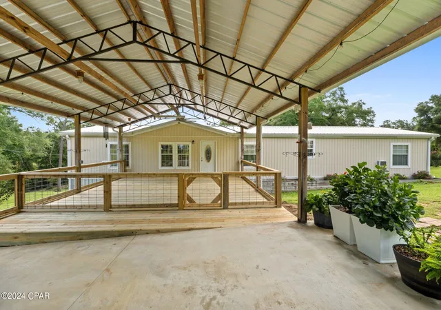 Photo 3 of Manufactured home for sale at 2584 Roche Rd, Chipley, FL 32428 | MLS# 796398 | Listing updated on 2026-10-08