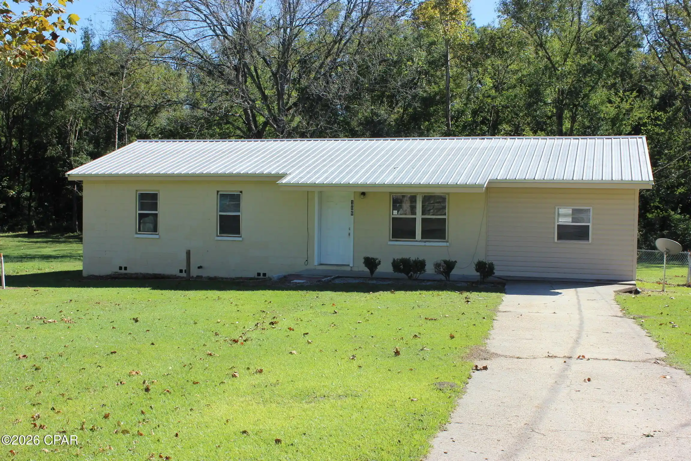 Single family home for sale at 106 Veneer Cir, Bonifay, FL 32425 | MLS# 796769