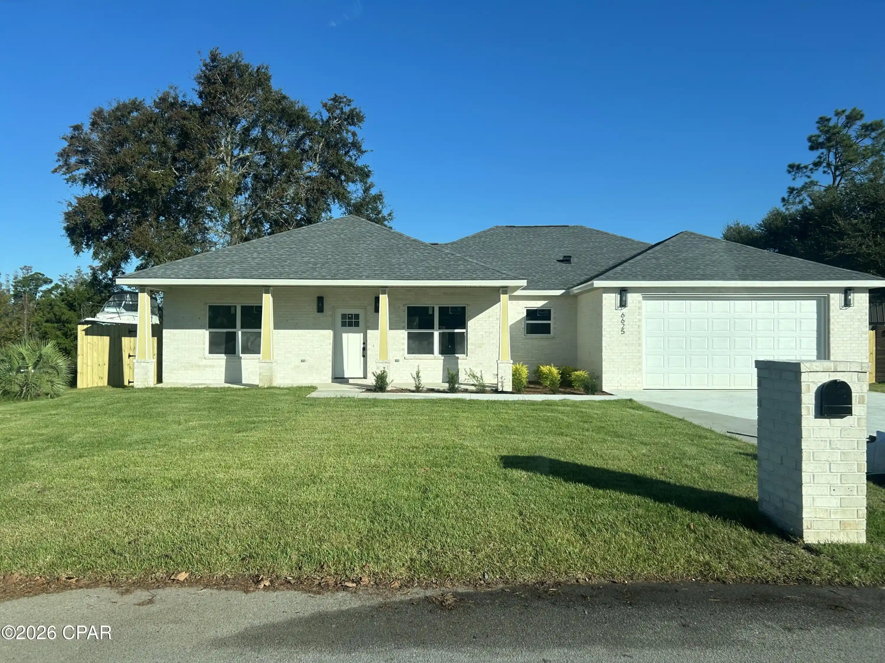 Photo 1 of Single family home for sale at 6625 Fox Lake Dr, Panama City, FL 32404 | MLS# 796809 | Listing updated on 2026-10-23