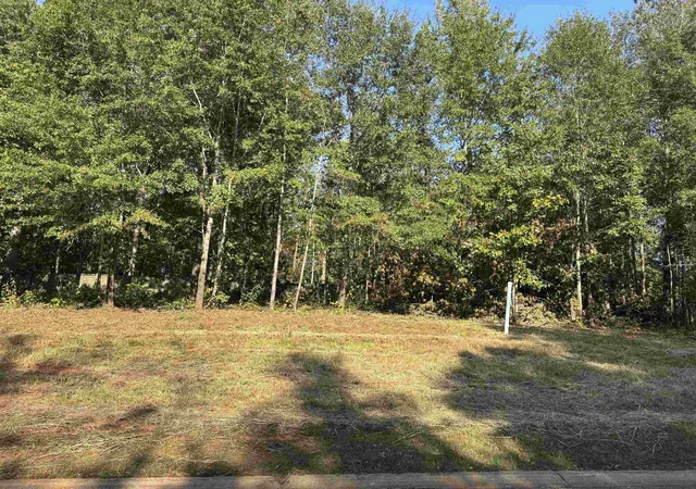 Photo 2 of Sale Pending at 3031 English Cottage Way, Boiling Springs, SC 29316 | MLS# SPN316362 | Listing updated on 2026-10-08
