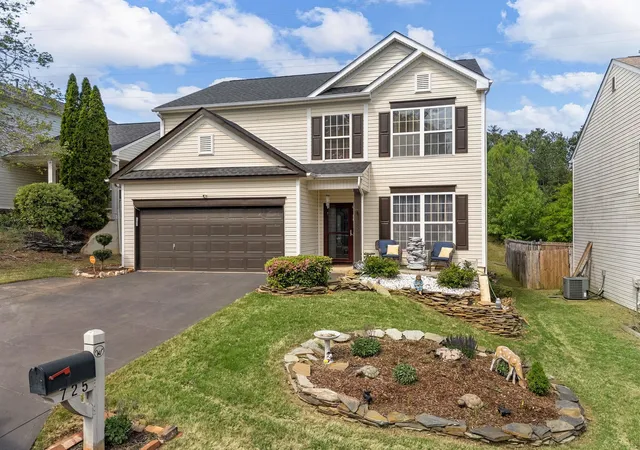 Photo 1 of Single Family Residence at 725 Terrace Crk Dr, Duncan, SC 29334 | MLS# SPN322823 |  | Sold on 2025-06-30
