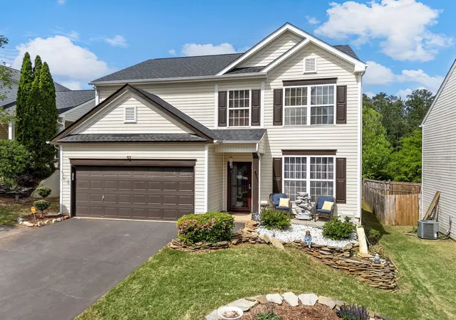 Photo 3 of Single Family Residence at 725 Terrace Crk Dr, Duncan, SC 29334 | MLS# SPN322823 |  | Sold on 2025-06-30