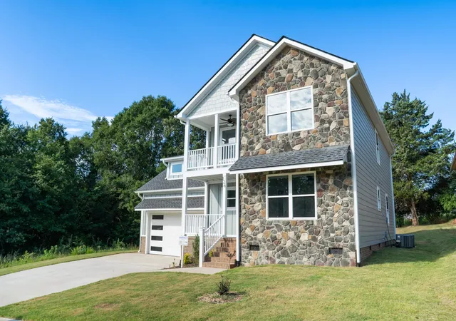 Photo 3 of Single family home for sale at 126 Paisley Promenade, Boiling Springs, SC 29316 | MLS# SPN327043 | Listing updated on 2026-09-30