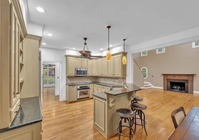 Photo 4 of Single family home for sale at 388 Pinehurst Dr, Spartanburg, SC 29306 | MLS# SPN327584 | Listing updated on 2026-10-02