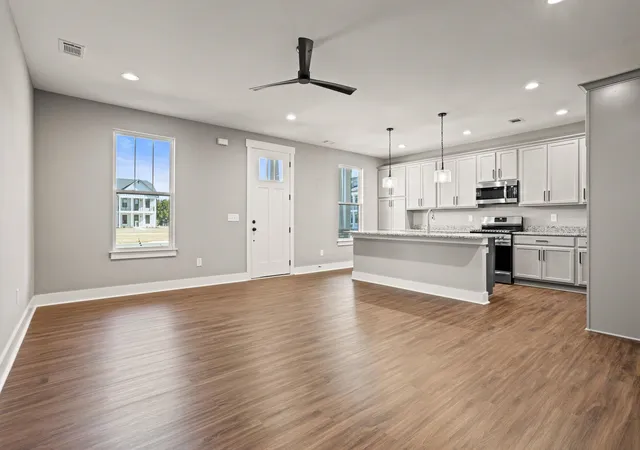 Photo 3 of Townhouse for sale at 1008 Zinfandel Way, Duncan, SC 29334 | MLS# SPN327869 | Listing updated on 2026-10-21