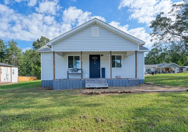 Photo 1 of Sale Pending at 126 W Church St, Cowpens, SC 29330 | MLS# SPN328239 | Listing updated on 2026-06-26