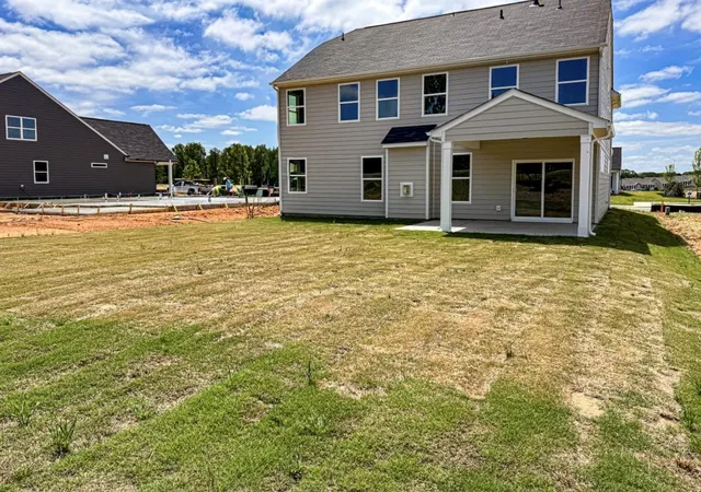 Photo 3 of Single family home for sale at 1813 Betsy Ross Dr, Moore, SC 29369 | MLS# SPN328322 | Listing updated on 2026-09-13