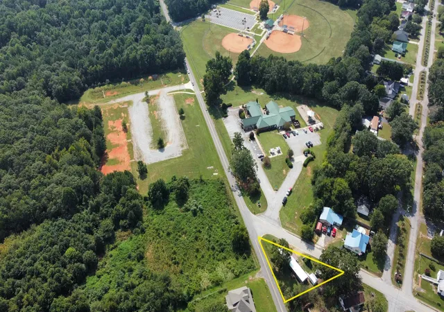 Photo 3 of Sale Pending at 312 E Union St, Chesnee, SC 29323 | MLS# SPN328465 | Listing updated on 2026-09-23