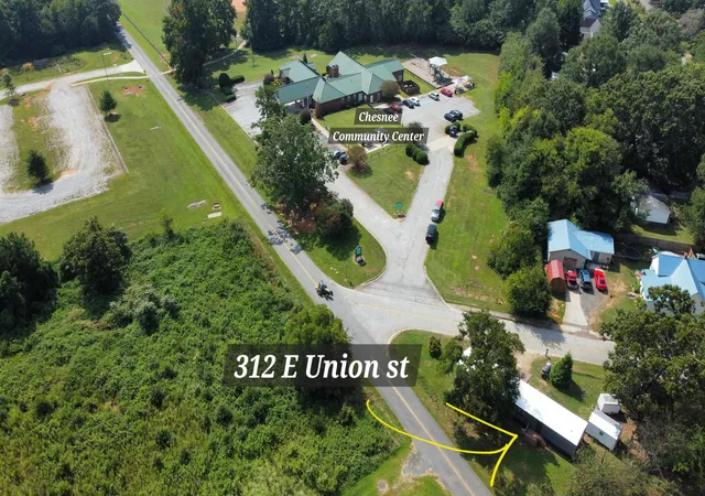 Photo 4 of Sale Pending at 312 E Union St, Chesnee, SC 29323 | MLS# SPN328465 | Listing updated on 2026-09-23