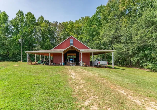 Listing Photo 2 - Condo for sale in building located at 1955 Jonesville Lockhart Hwy, Union, SC 29379 - Unit #