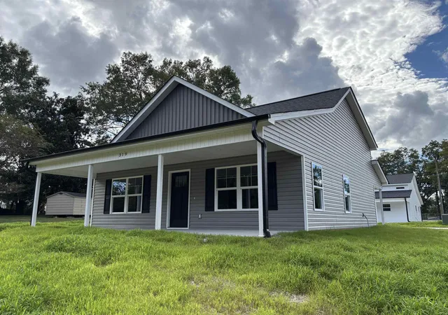 Photo 1 of Single family home for sale at 319 Martin St, Gaffney, SC 29341 | MLS# SPN329741 | Listing updated on 2026-07-07
