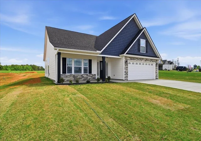 Photo 3 of Sale Pending at 114 Crooked Tree Dr, Gaffney, SC 29341 | MLS# SPN330624 | Listing updated on 2026-08-14
