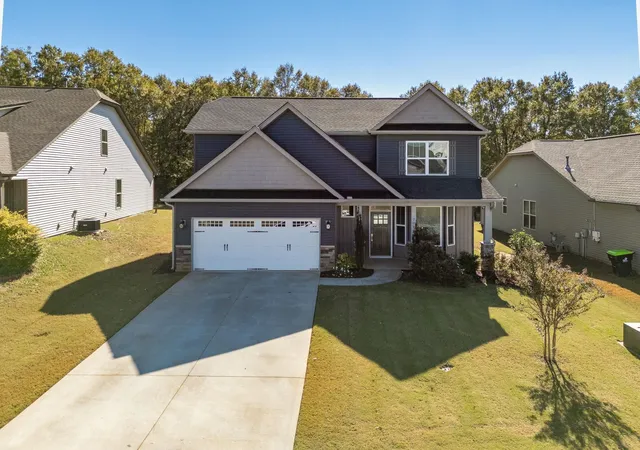 Photo 1 of Single family home for sale at 709 Silver Pines Ln, Duncan, SC 29334 | MLS# SPN330633 | Listing updated on 2026-09-03