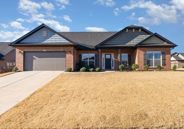 Homes for sale in Greenville, SC | 2 Moonlight Ln, Greenville, SC 29605 | MLS# SPN330970