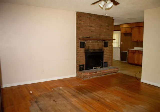 Listing Photo 5 - Condo for sale in building located at 200 Rosecrest Rd, Spartanburg, SC 29303