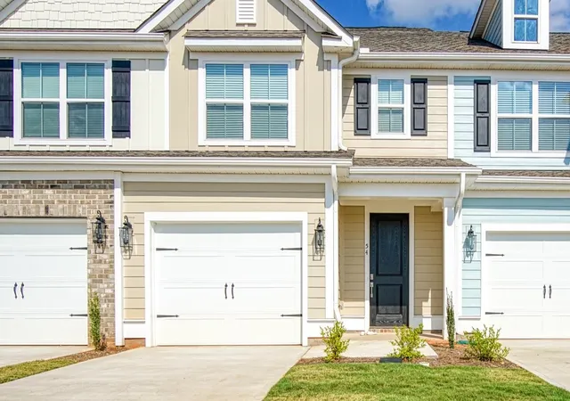 Homes for sale in Greer, SC | 54 Red Horse Wy, Greer, SC 29651 | MLS# SPN332924