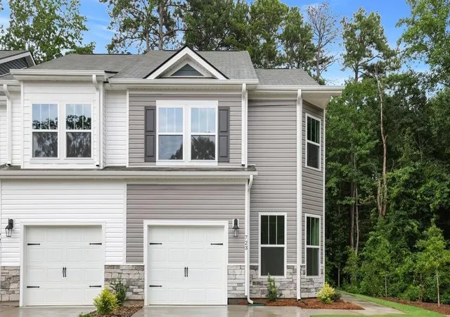 Photo 1 of Sale Pending at 723 Lesbury Ln, Spartanburg, SC 29301 | MLS# SPN333172 | Listing updated on 2026-10-17