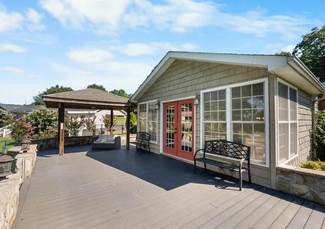 Photo 3 of Single family home for sale at 423 Coggins Shore Rd, Inman, SC 29349 | MLS# SPN333261 | Listing updated on 2026-08-14