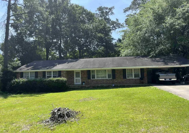 Photo 2 of Sale Pending at 186 Morningside Dr, Columbia, SC 29210 | MLS# SPN333277 | Listing updated on 2026-09-04