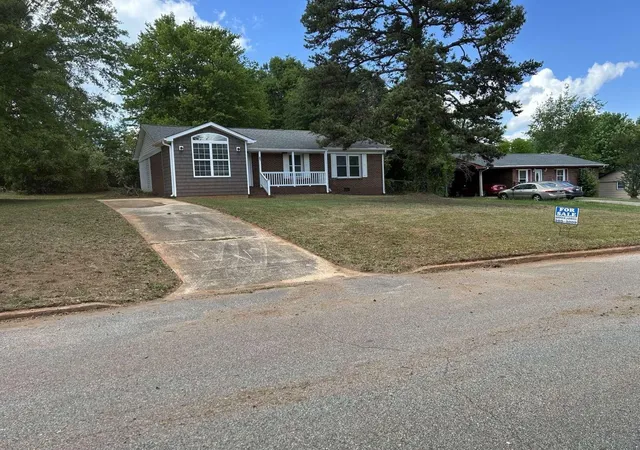 Homes for sale in Gaffney, SC | 201 Saddle Dr, Gaffney, SC 29341 | MLS# SPN333508
