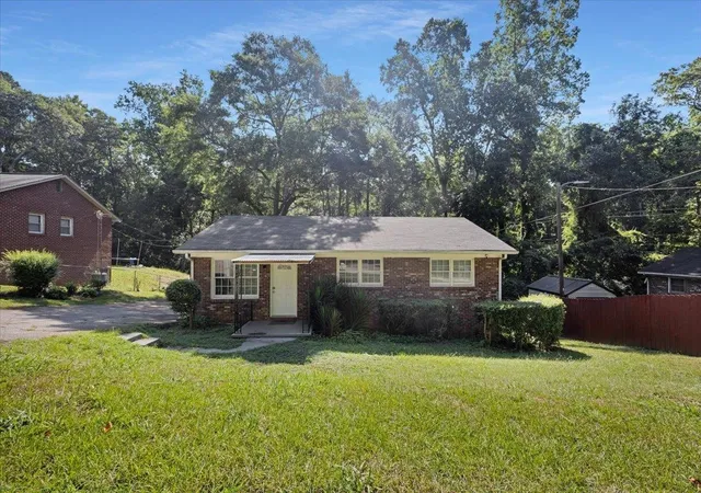 Photo 2 of Single family home for sale at 201 Michael St, Spartanburg, SC 29303 | MLS# SPN333580 | Listing updated on 2026-08-13