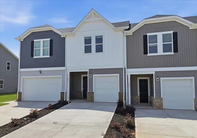 Homes for sale in Taylors, SC | 430 Blissful Ct, Taylors, SC 29687 | MLS# SPN333695