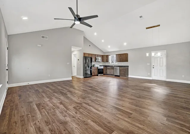 Homes for sale in Williamston, SC | 7 W 2Nd St, Williamston, SC 29697 | MLS# SPN333817