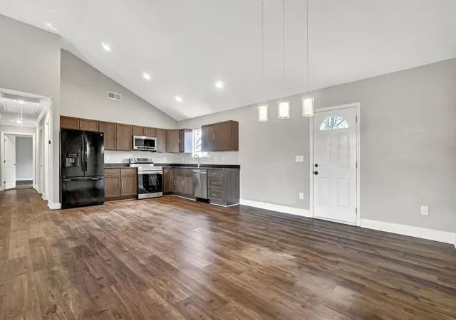 Homes for sale in Williamston, SC | 7 W 2Nd St, Williamston, SC 29697 | MLS# SPN333817