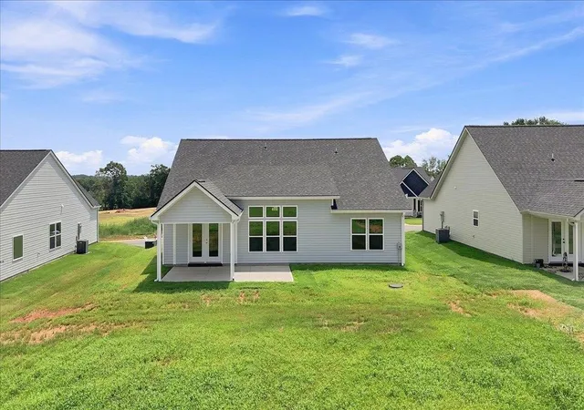 Photo 2 of Single family home for sale at 696 Davis Ln, Spartanburg, SC 29303 | MLS# SPN333831 | Listing updated on 2026-09-02