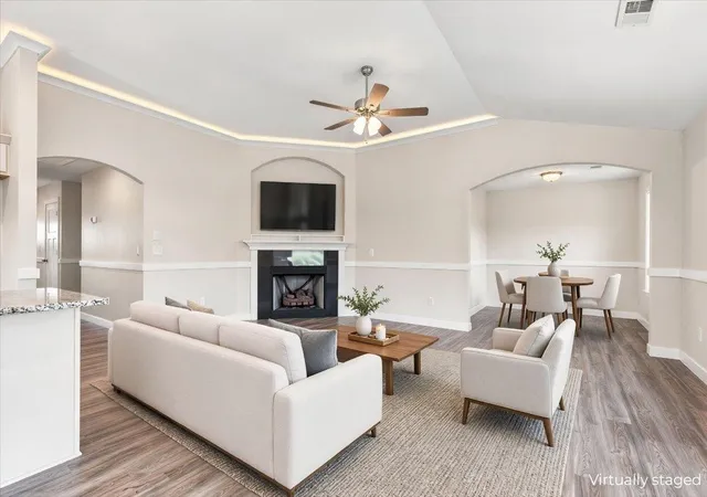 Photo 3 of Single family home for sale at 692 Davis Ln, Spartanburg, SC 29303 | MLS# SPN333832 | Listing updated on 2026-08-28