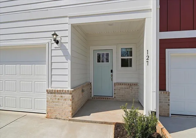 4th image of 127 Kerwin Ct, Greer, SC 29651 | MLS# SPN334157