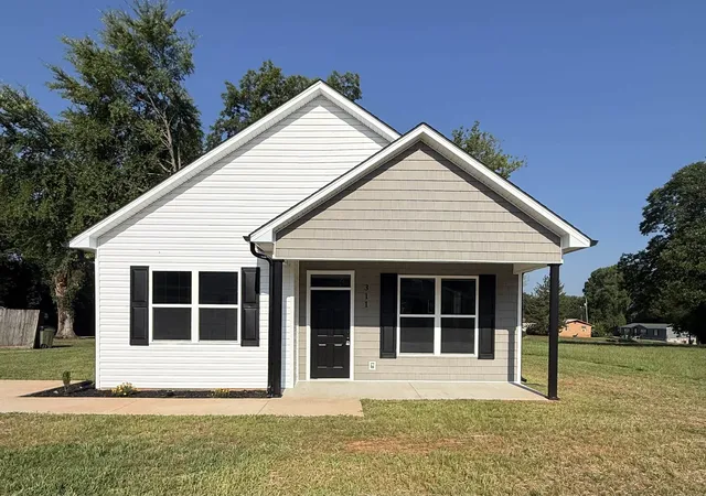 Homes for sale in Gaffney, SC | 311 Povidence Rd, Gaffney, SC 29341 | MLS# SPN334365
