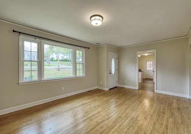 Photo 3 of Sale Pending at 200 Princeton Ave, Greenville, SC 29607 | MLS# SPN334385 | Listing updated on 2026-09-23