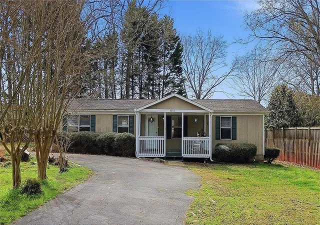 Photo 1 of Manufactured home for sale at 1361 Hickory Nut Rd, Inman, SC 29349 | MLS# SPN334498 | Listing updated on 2026-09-05