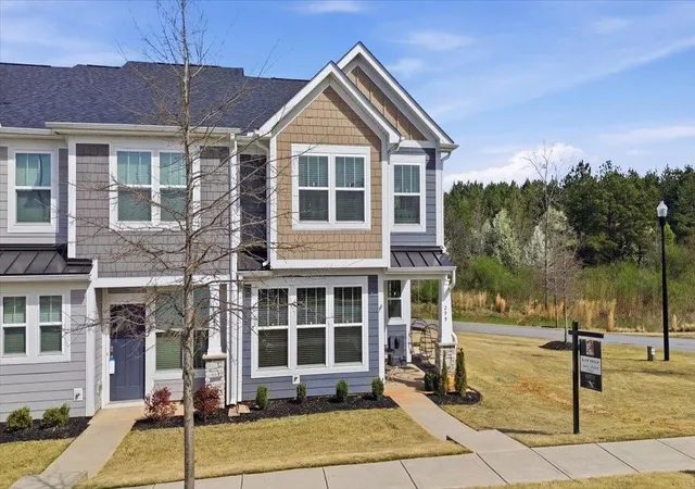 Photo 3 of Townhouse for sale at 299 Dalmation Dr, Spartanburg, SC 29307 | MLS# SPN334533 | Listing updated on 2026-03-14