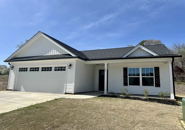 Photo 1 of Single family home for sale at 221 Upper Beaver Crk Dr, Moore, SC 29369 | MLS# SPN334600 | Listing updated on 2026-08-20