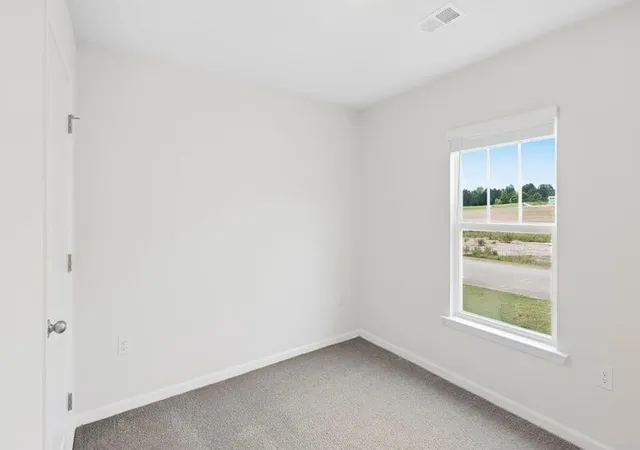 Photo 4 of Single family home for sale at 3077 Emberly Dr, Roebuck, SC 29376 | MLS# SPN334903 | Listing updated on 2026-10-07