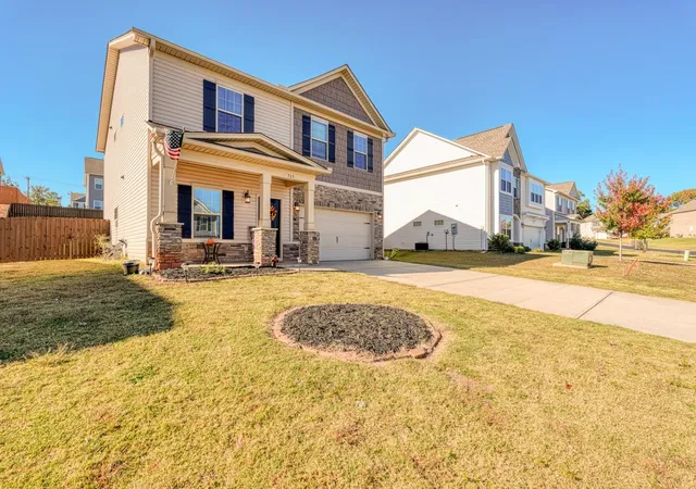 Homes for sale in Duncan, SC | 737 Stilmore Dr, Duncan, SC 29334 | MLS# SPN334951