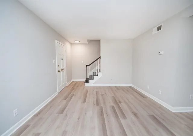 Photo 2 of Condo for sale at 1466 B Dover Rd, Spartanburg, SC 29301 | MLS# SPN334971 | Listing updated on 2026-09-19