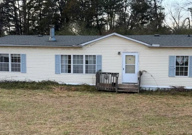 Photo 3 of Sale Pending at 700 Christopher Rd, Campobello, SC 29322 | MLS# SPN334982 | Listing updated on 2026-09-24