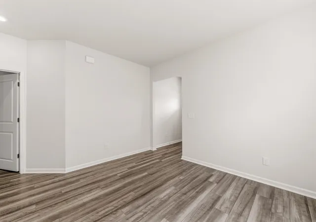 Photo 3 of Sale Pending at 2305 Ml Loop, Spartanburg, SC 29301 | MLS# SPN335038 | Listing updated on 2026-09-23