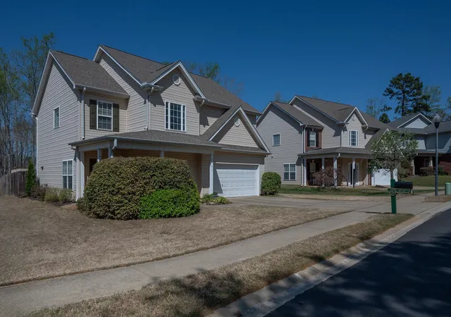 Photo 2 of Sale Pending at 815 Bayshore Ln, Moore, SC 29369 | MLS# SPN335060 | Listing updated on 2026-09-02