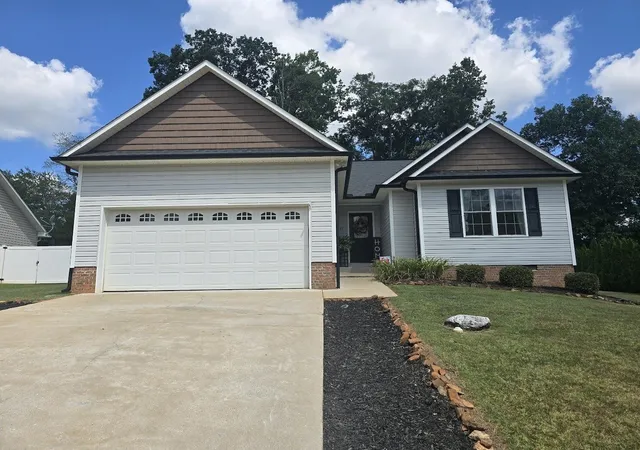 Photo 3 of Single family home for sale at 149 Topaz Ln, Gaffney, SC 29341 | MLS# SPN335291 | Listing updated on 2026-08-29