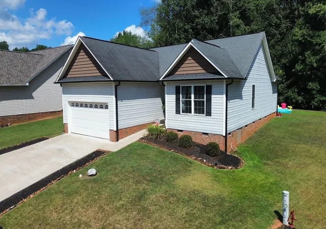 Photo 5 of Single family home for sale at 149 Topaz Ln, Gaffney, SC 29341 | MLS# SPN335291 | Listing updated on 2026-08-29
