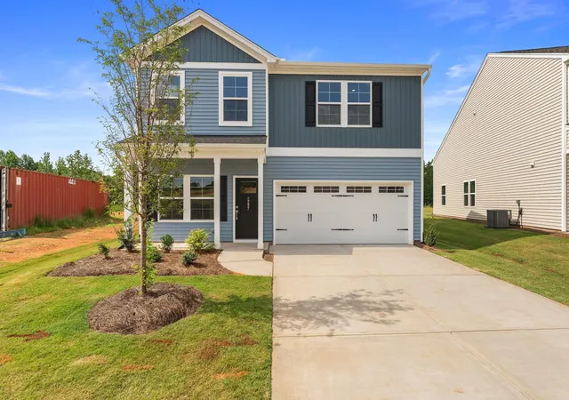 Photo 1 of Single family home for sale at 2297 Ml Loop, Spartanburg, SC 29301 | MLS# SPN335309 | Listing updated on 2026-09-02