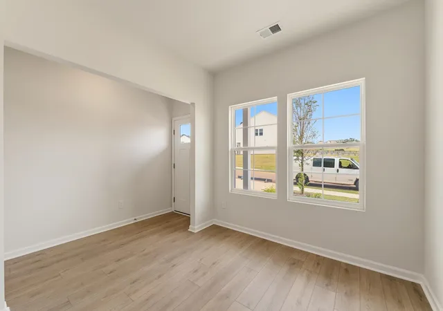 Photo 3 of Single family home for sale at 2297 Ml Loop, Spartanburg, SC 29301 | MLS# SPN335309 | Listing updated on 2026-09-02