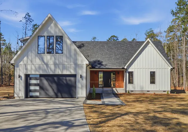 1st image of 310 S Nelson Dr, Fountain Inn, SC 29644 | MLS# SPN335378